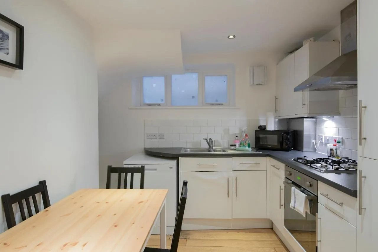 Appartamento Modern, 2 Bdrm House With Parking Sleeps 6 Brighton Town Centre, North Laine 0*,  Regno Unito